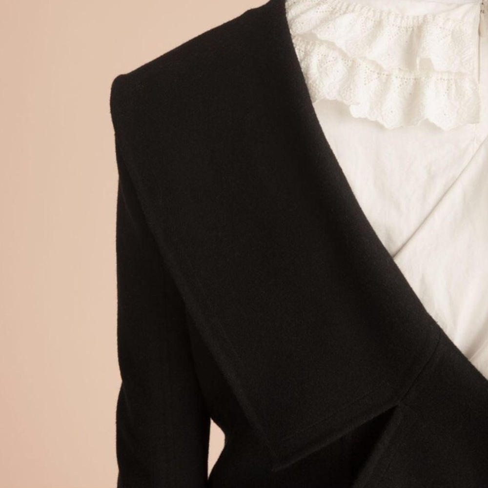 Burberry runway deconstructed wool coat sold out - Picture 4 of 8